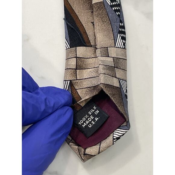 Vintage Alexander Lloyd XL Abstract Geometric Y2K Silk Tie 63.5 x 4 USA Made - Picture 4 of 4